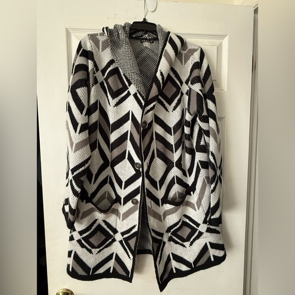 Venus long sweater size large - Picture 1 of 3